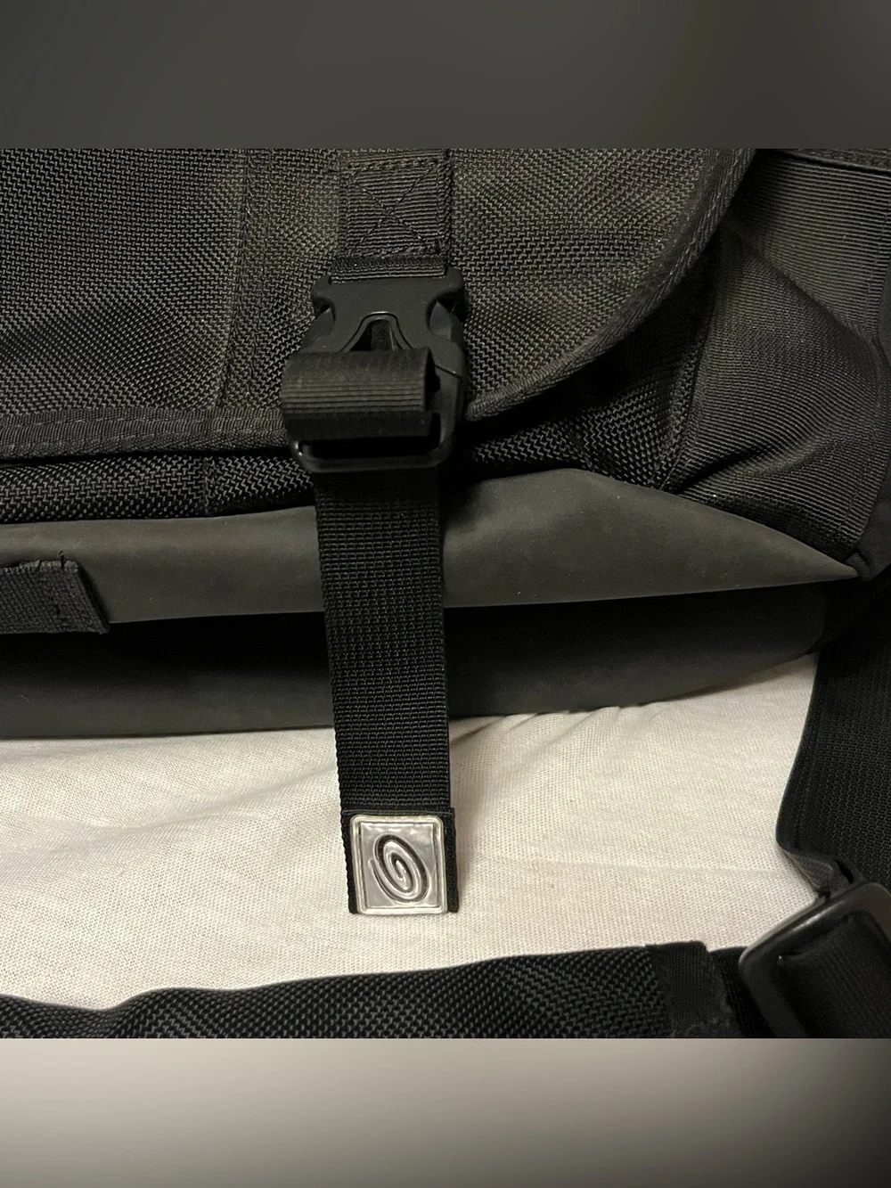 Timbuk2 black laptop